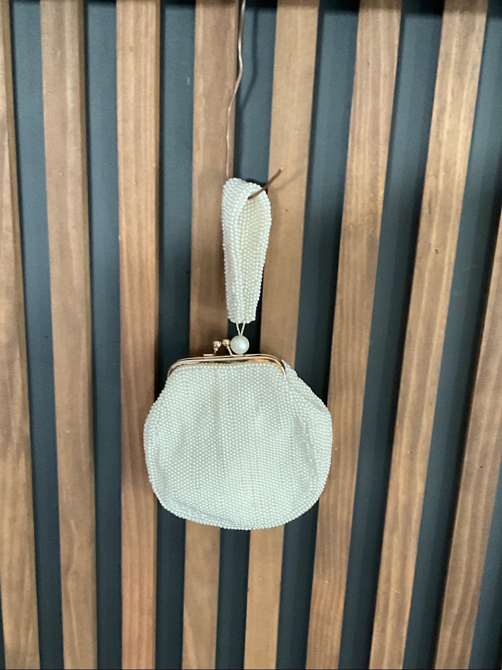 Antik Kraft Cream Beaded Wristlet Purse